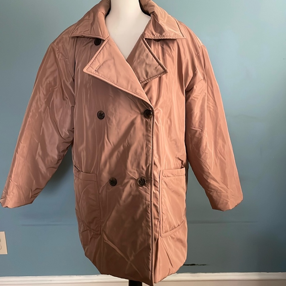 Double breasted puffer jacket